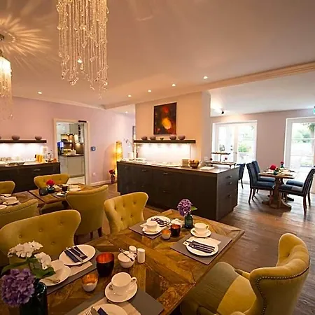Hof Galerie Hotel 4*