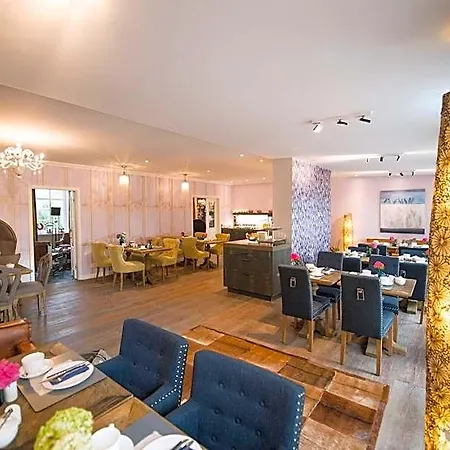 Hof Galerie Hotel Morsum (Sylt)