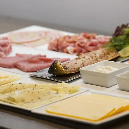 מלון Hof Galerie