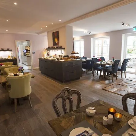 Hof Galerie Hotel Morsum (Sylt)