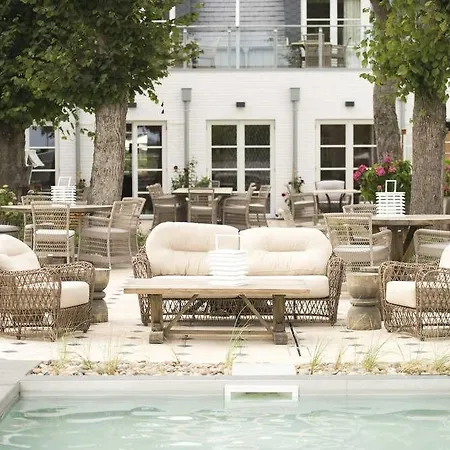 Hof Galerie 4* מורסום