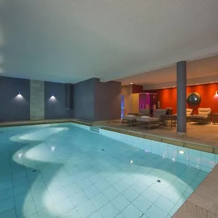 Hotel Hof Galerie 3*