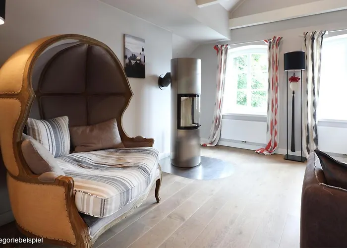 Hof Galerie Hotel Morsum (Sylt)