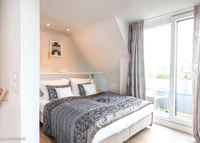 Hotel Hof Galerie 4*