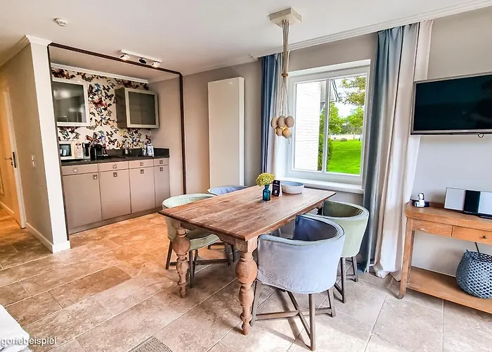 Hof Galerie Hotel Morsum (Sylt)