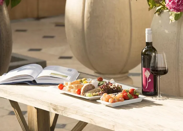 Hof Galerie Hotel 4*